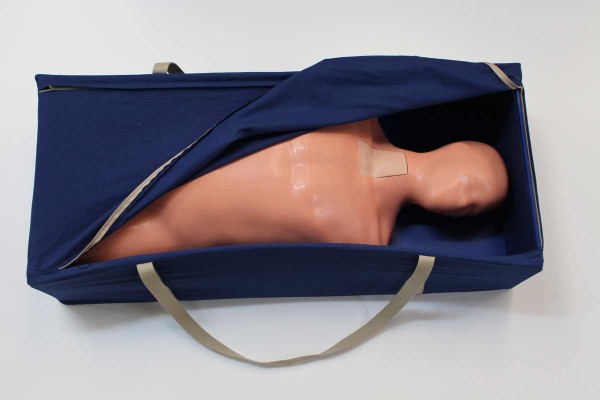 ECMOTRAINER (extra corporel membrane oxygenation) with his bag